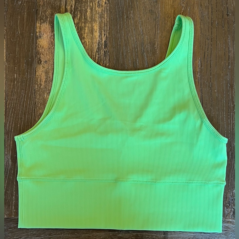 Lululemon Size 12 Ribbed Softstreme Cropped Tank lime green